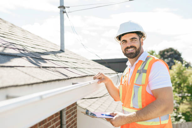 Best Roof Gutter Cleaning  in Concordia, KS
